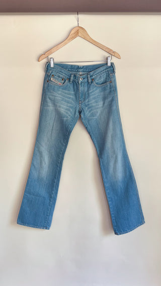 Early 2000s Diesel Light Wash Jeans, Made in Italy (28)