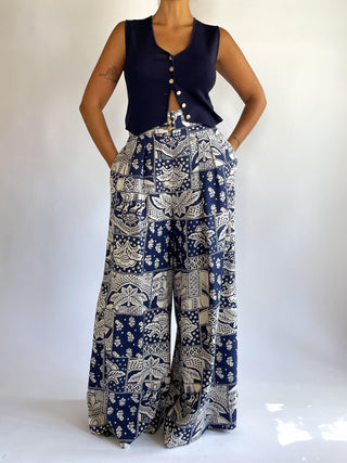 1980s-90s Chanel Boutique Printed Linen High Waisted Palazzo Pants, Made in France (30")